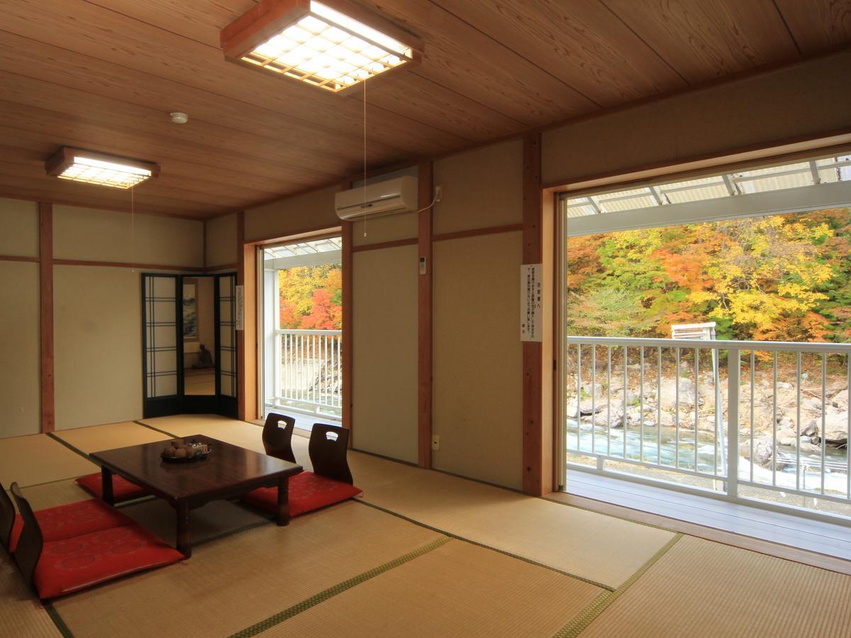 ホテルKiriake Riverside House 長野市 エクステリア 写真