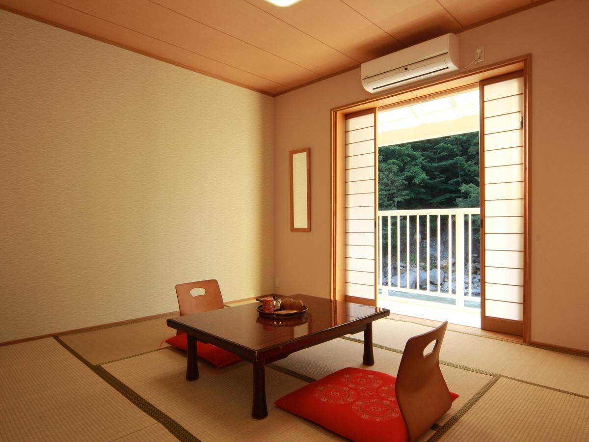 ホテルKiriake Riverside House 長野市 エクステリア 写真