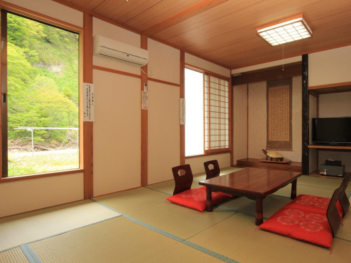 ホテルKiriake Riverside House 長野市 エクステリア 写真